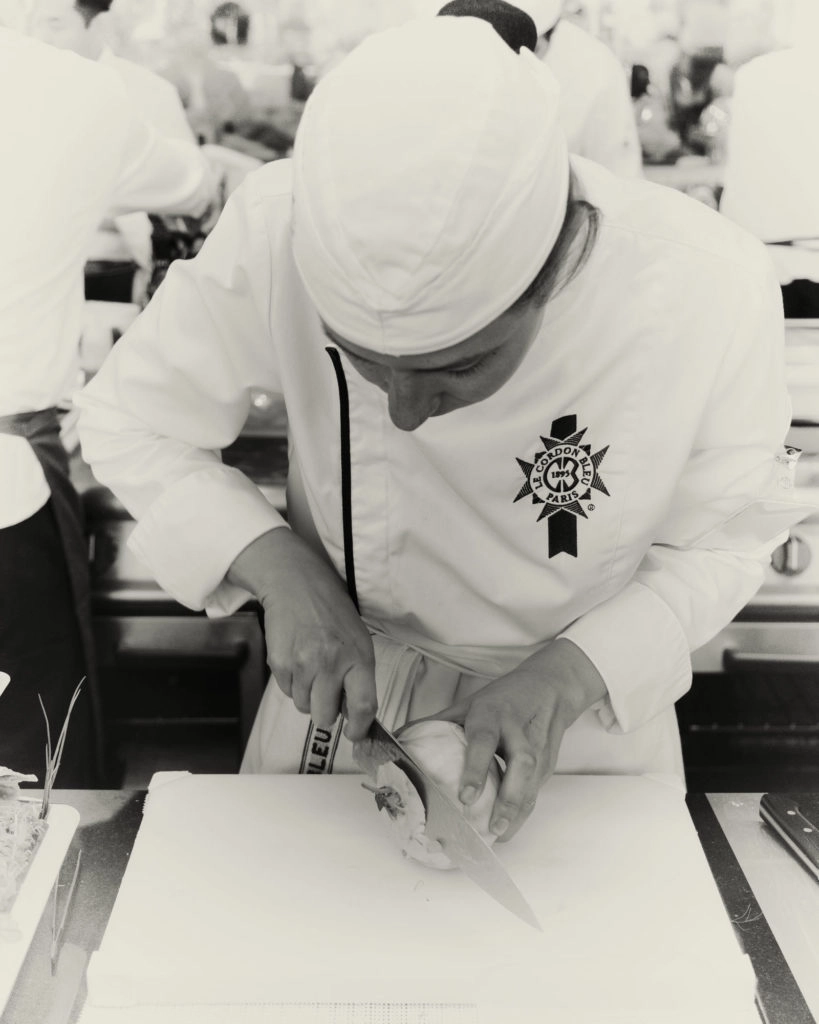 Un commis au travail.