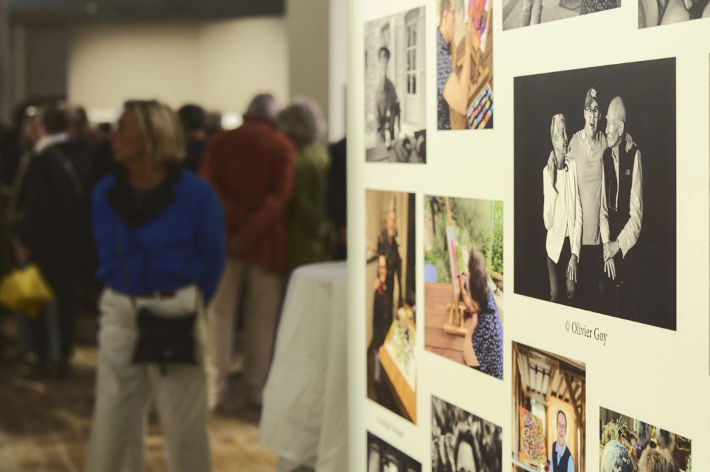 Le 24 mai 2025, jour du vernissage, la famille Salgado