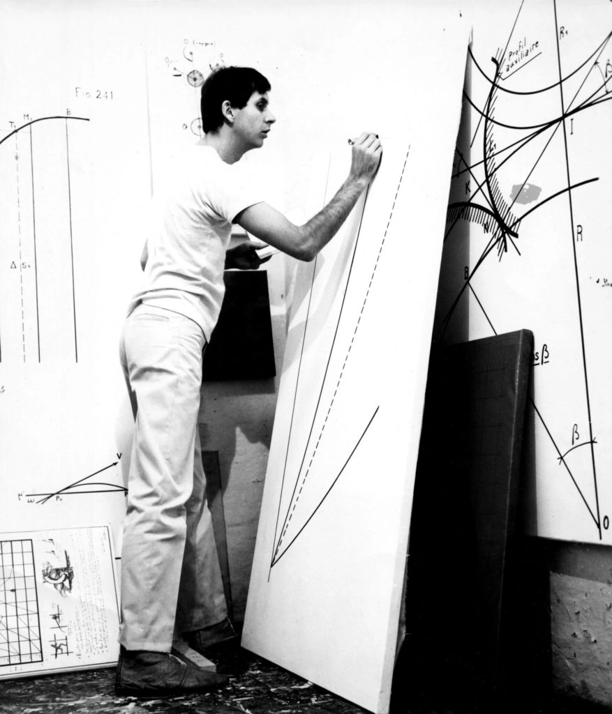 Bernar Venet dans son atelier à Nice en 1966
