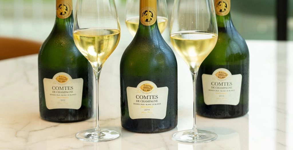 Bouteilles de comtes de champagne