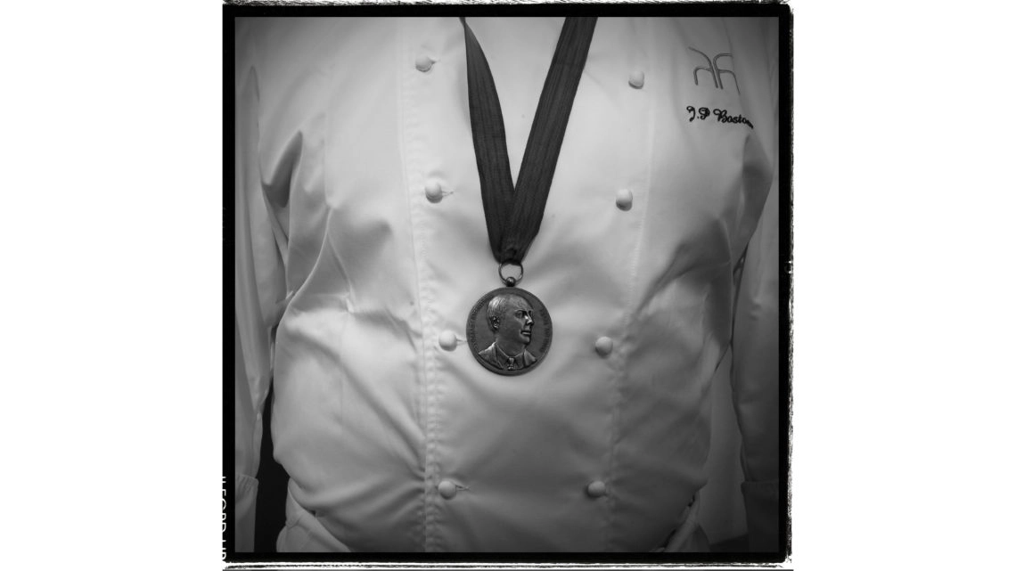 Les chefs du Taittinger sous le regard de Gérard Rondeau
