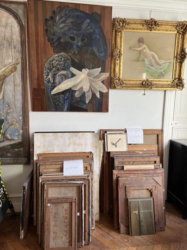 Dans l’appartement du collectionneur inconnu, place Dauphine à Paris © Romain Nouel