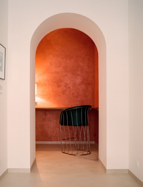 “Equipal Stool” de Pedro Ramírez Vázquez