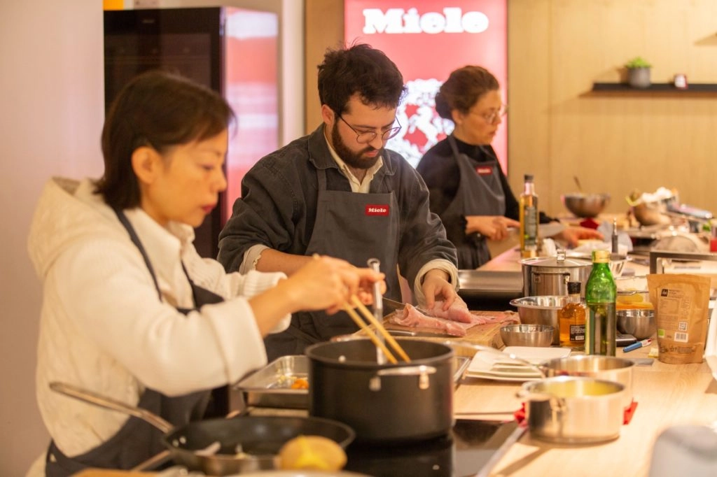 Les finalistes qui cuisinent